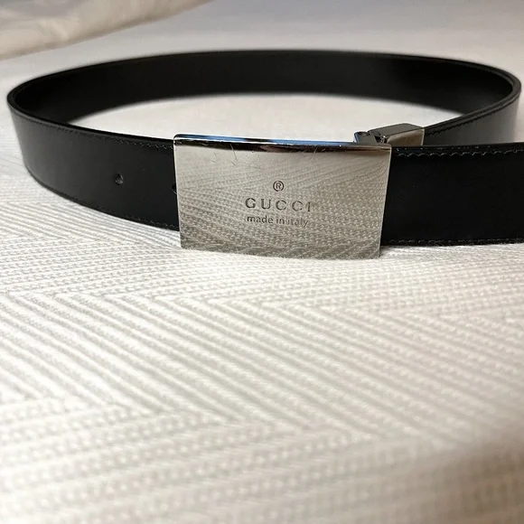 Gucci | Accessories | Vintage Tom Ford For Gucci Reversible  display picture 3